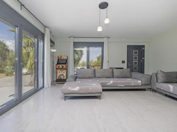 4-bedroom Detached House In Corfu, Greece (170 M²)