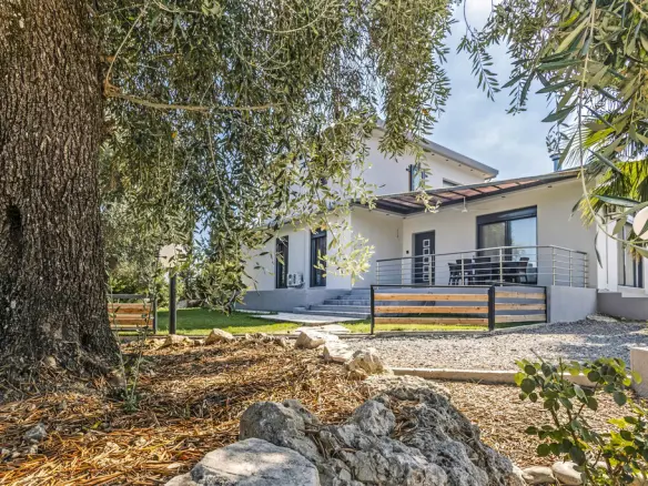 4-bedroom Detached House In Corfu, Greece (170 M²)