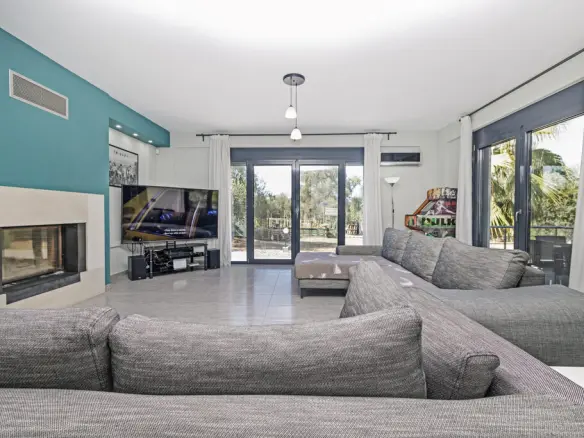 4-bedroom Detached House In Corfu, Greece (170 M²)