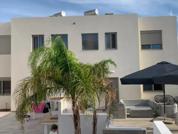 4-bedroom Villa In Rhodes, Greece (200 M²)