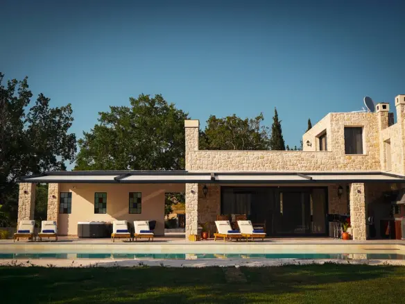 Villa Of 200 M² In Corfu