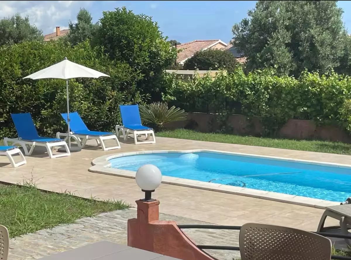 66D54D2B-F839-41C4-9F5B-8F711911B389_1_102_o Villa En Corse