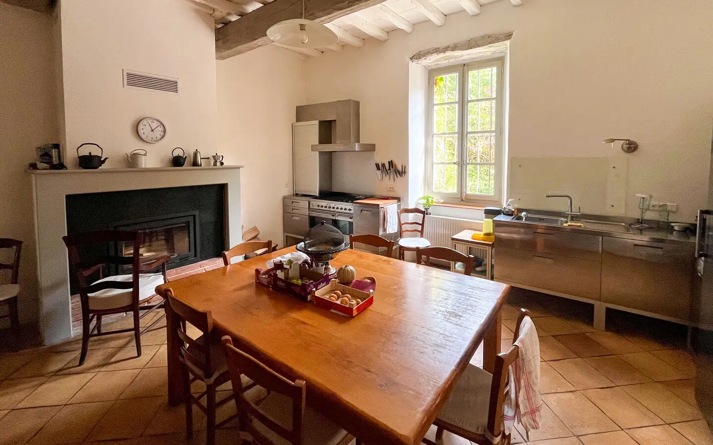 6-bedroom Country House In Saint-michel-de-lanes, France (495 M²)