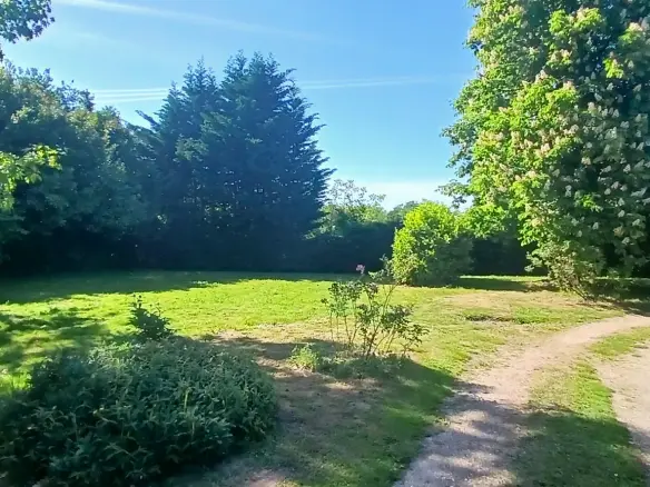 5-bedroom Country House In Saint-priest-les-fougeres, France (174 M²)