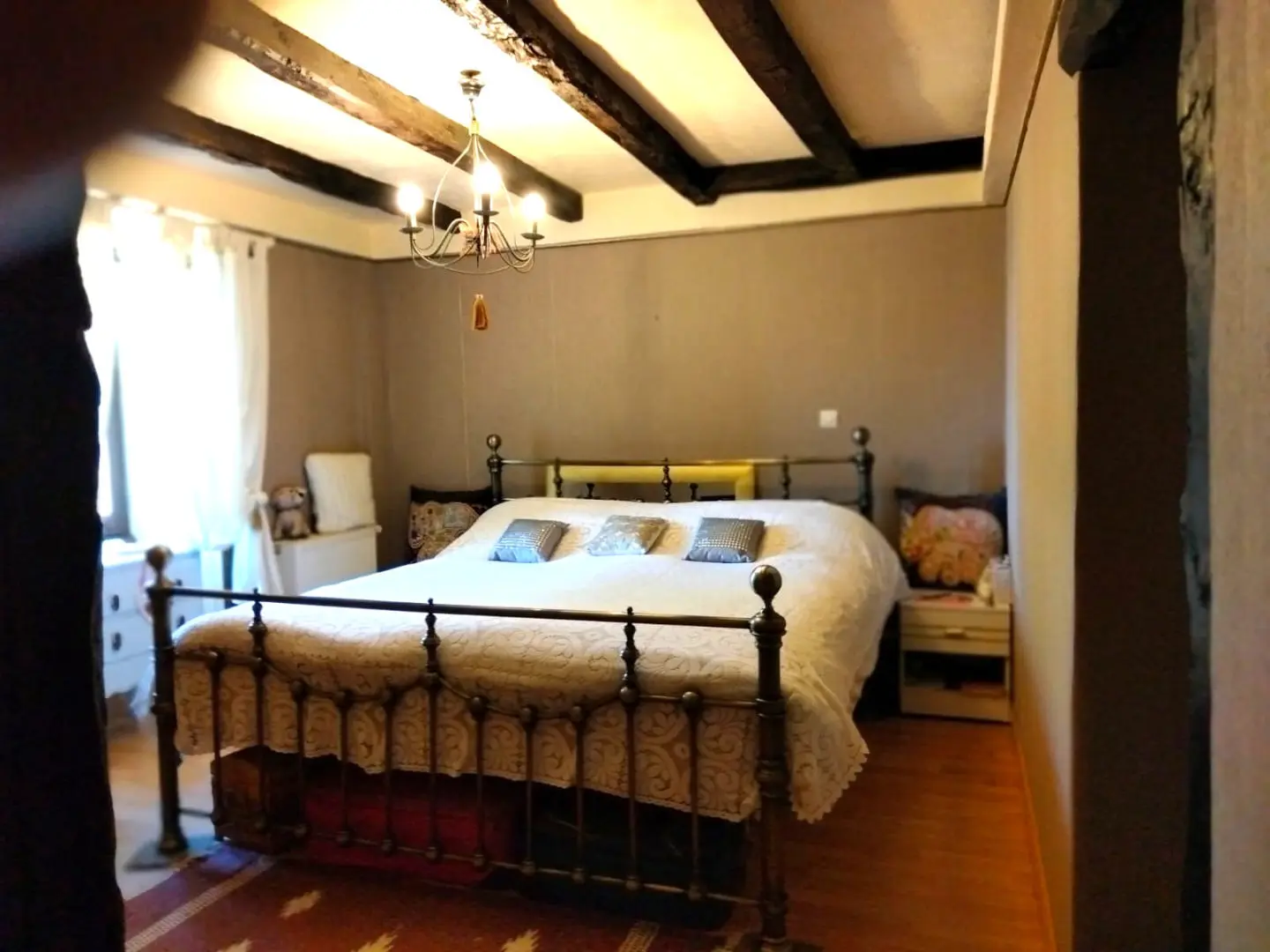 Country House Of 3 M² With 3 Bedrooms, Gîte, Pool, Outbuildings In Fontenille