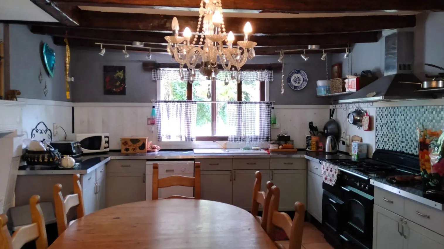 Country House Of 3 M² With 3 Bedrooms, Gîte, Pool, Outbuildings In Fontenille