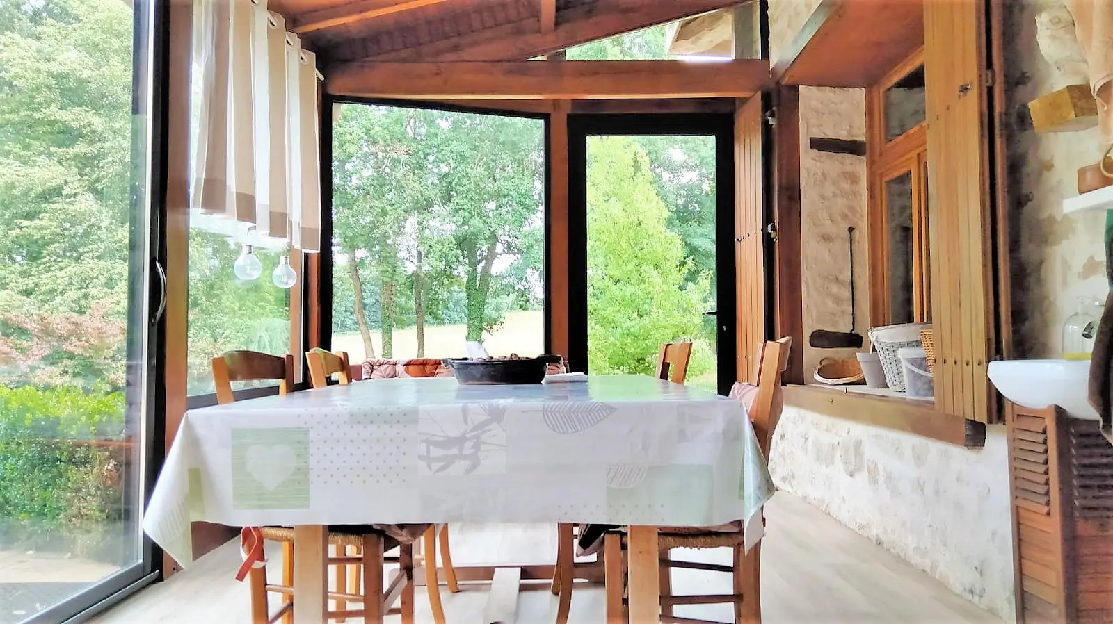 Stone Mill Of 0 M² With River And Barn In Charente