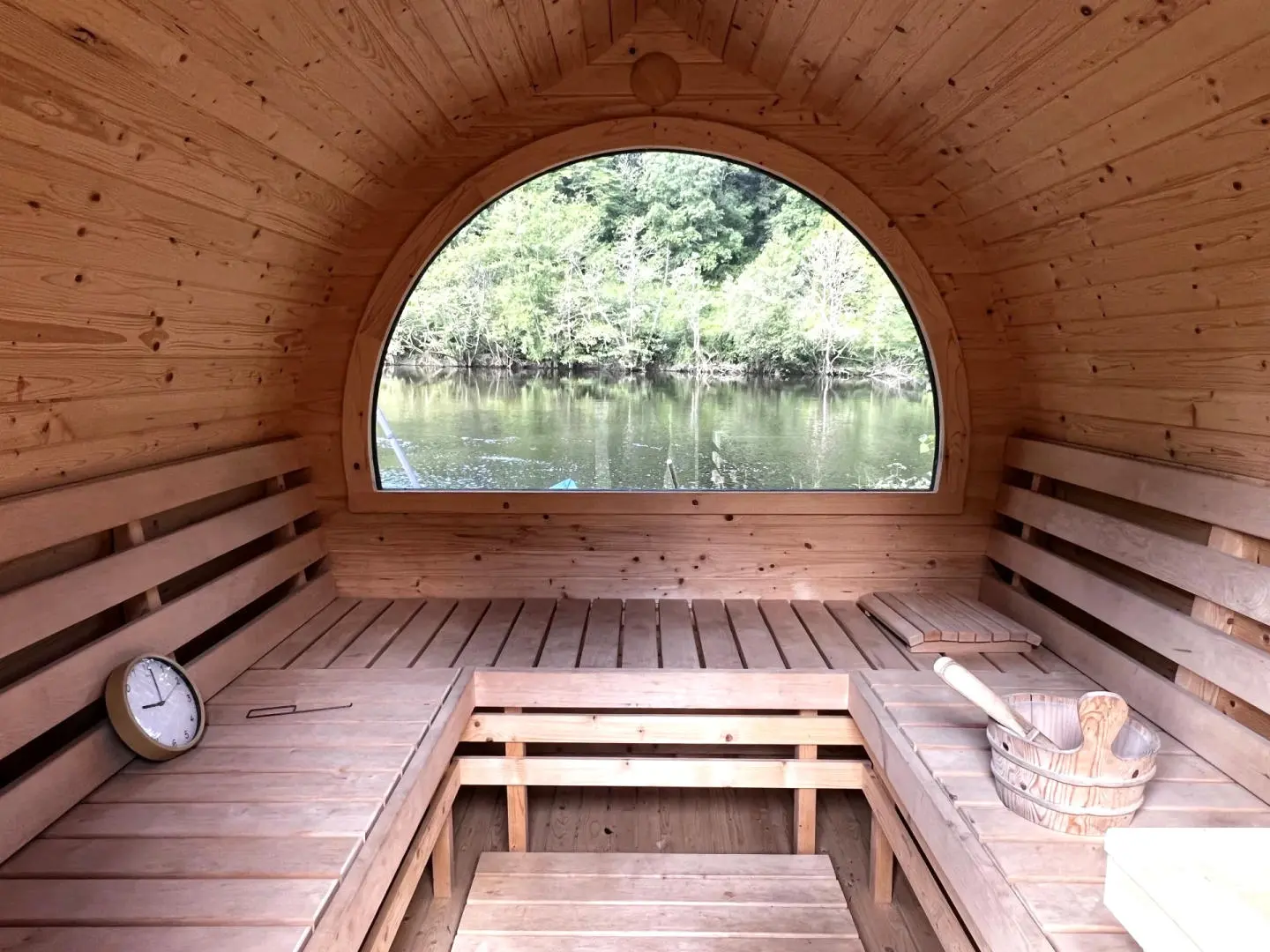 Riverside Property With Water Sports Facility And Rental Options