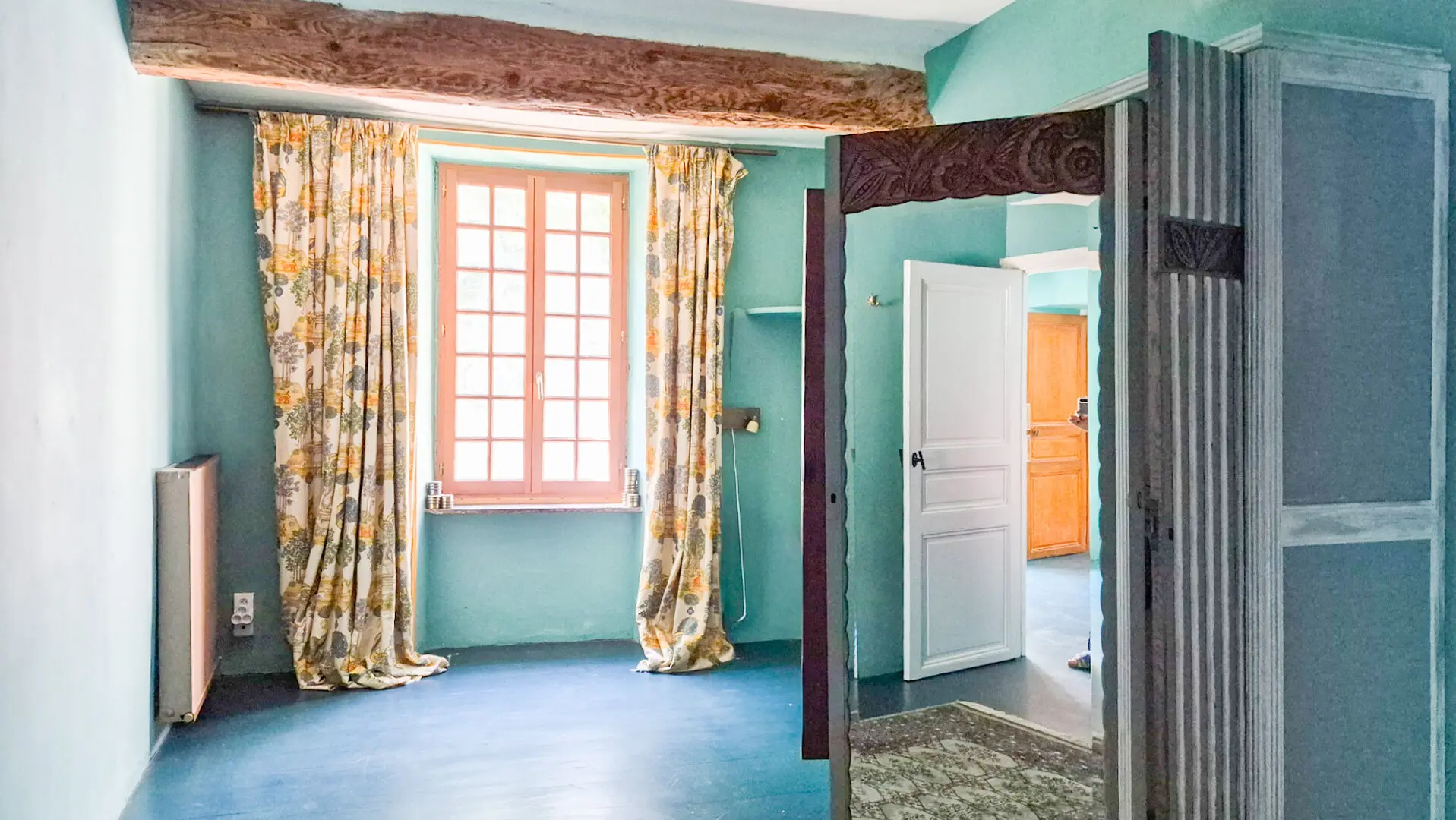 Village House Of 100 M² With Stone Barn And Terrace In Rural Area