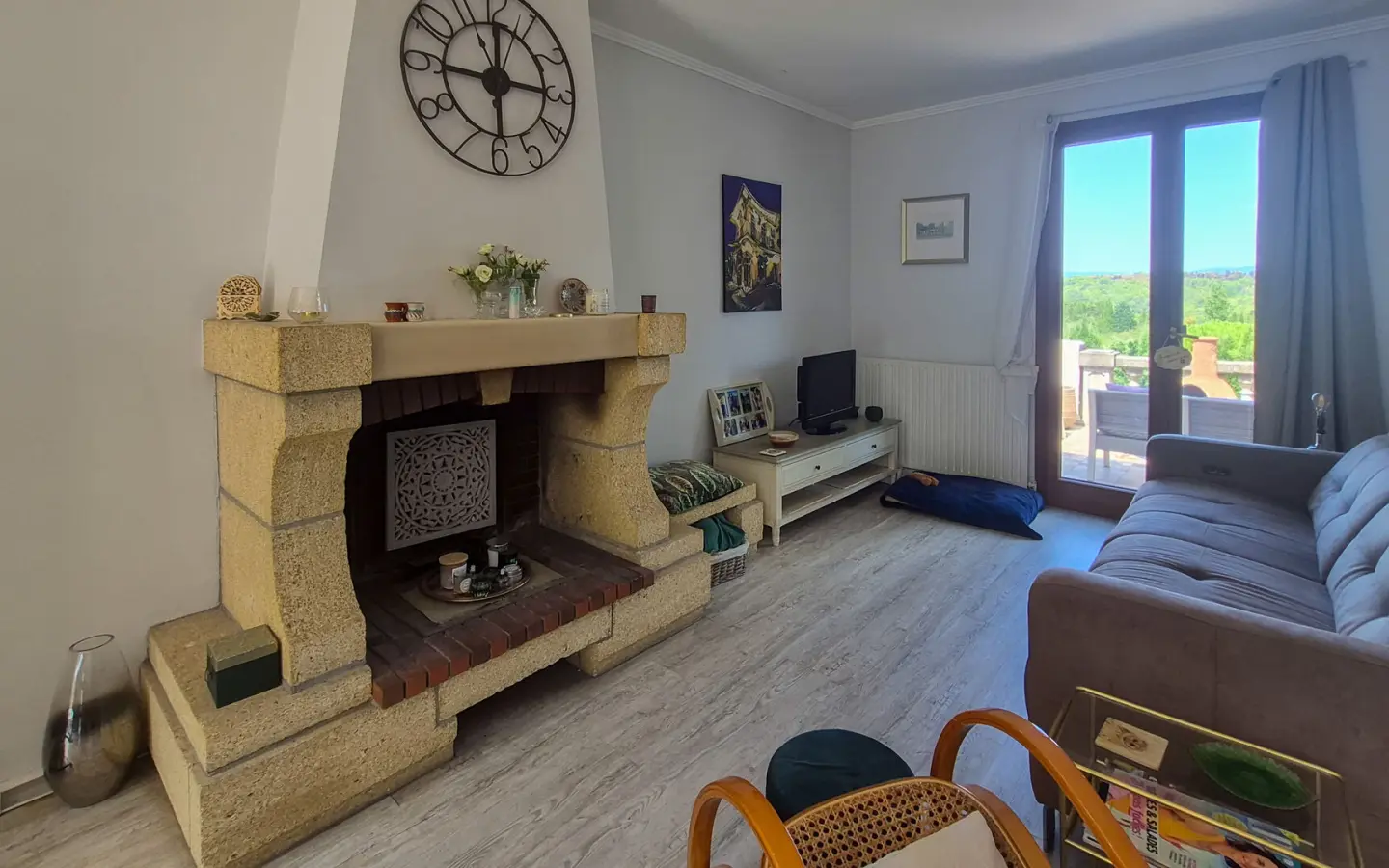 4-bedroom Villa In Palaja, France (130 M²)