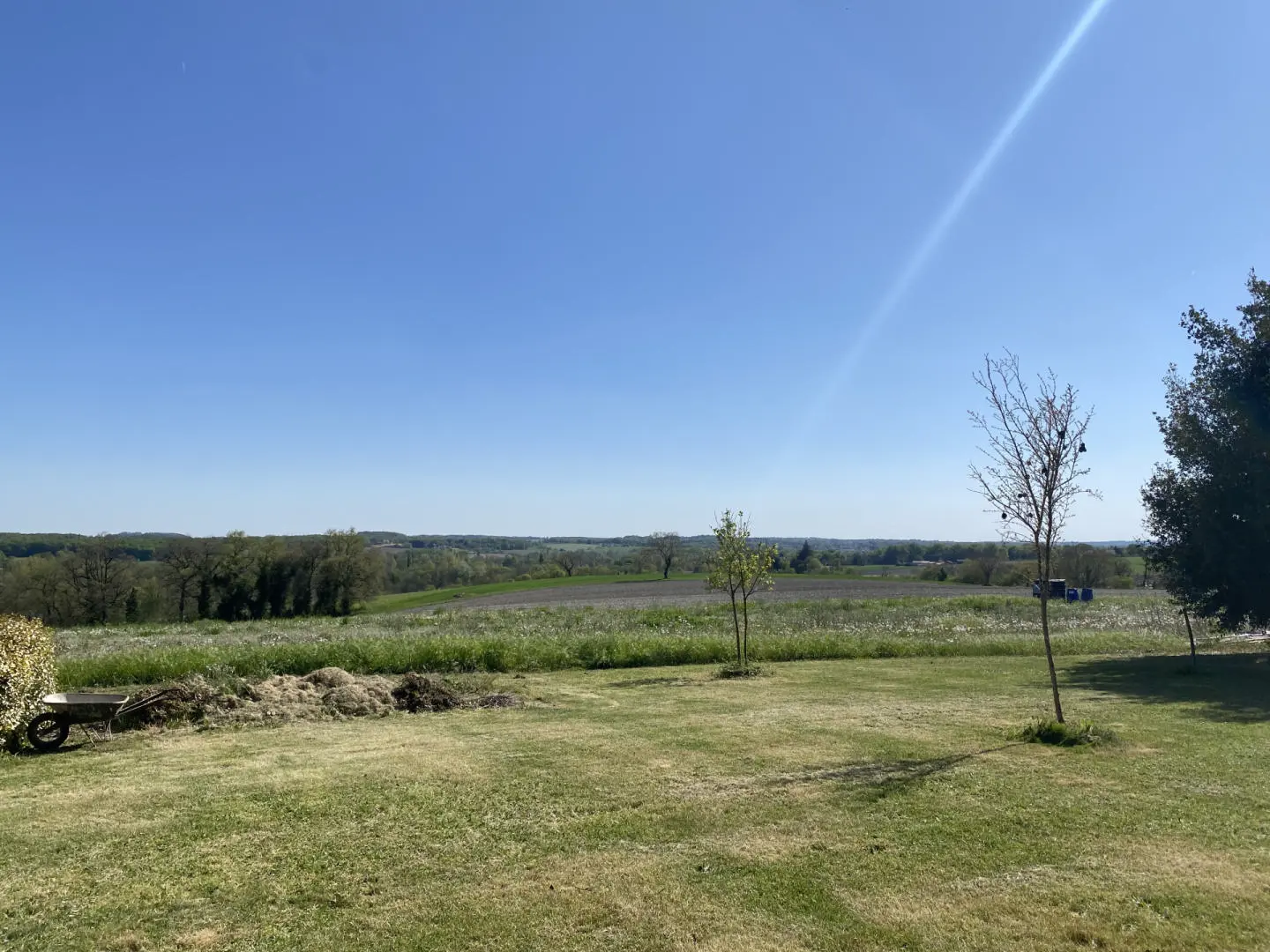 Country House Of 5 Bedrooms With Outbuildings In Aubeterre