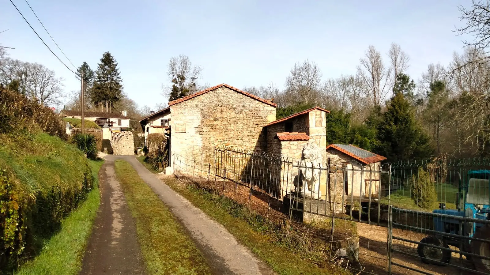 Stone Mill Of 0 M² With Pool, Outbuildings, Views In Former Old