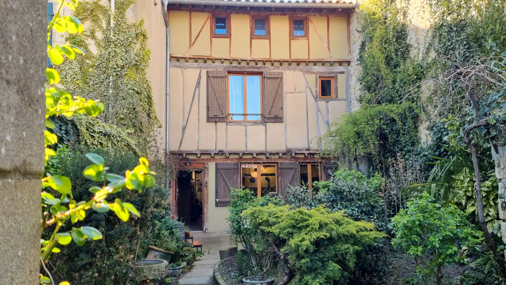 House Of 180 M² With Garden, Garage, And Potential In Mirepoix