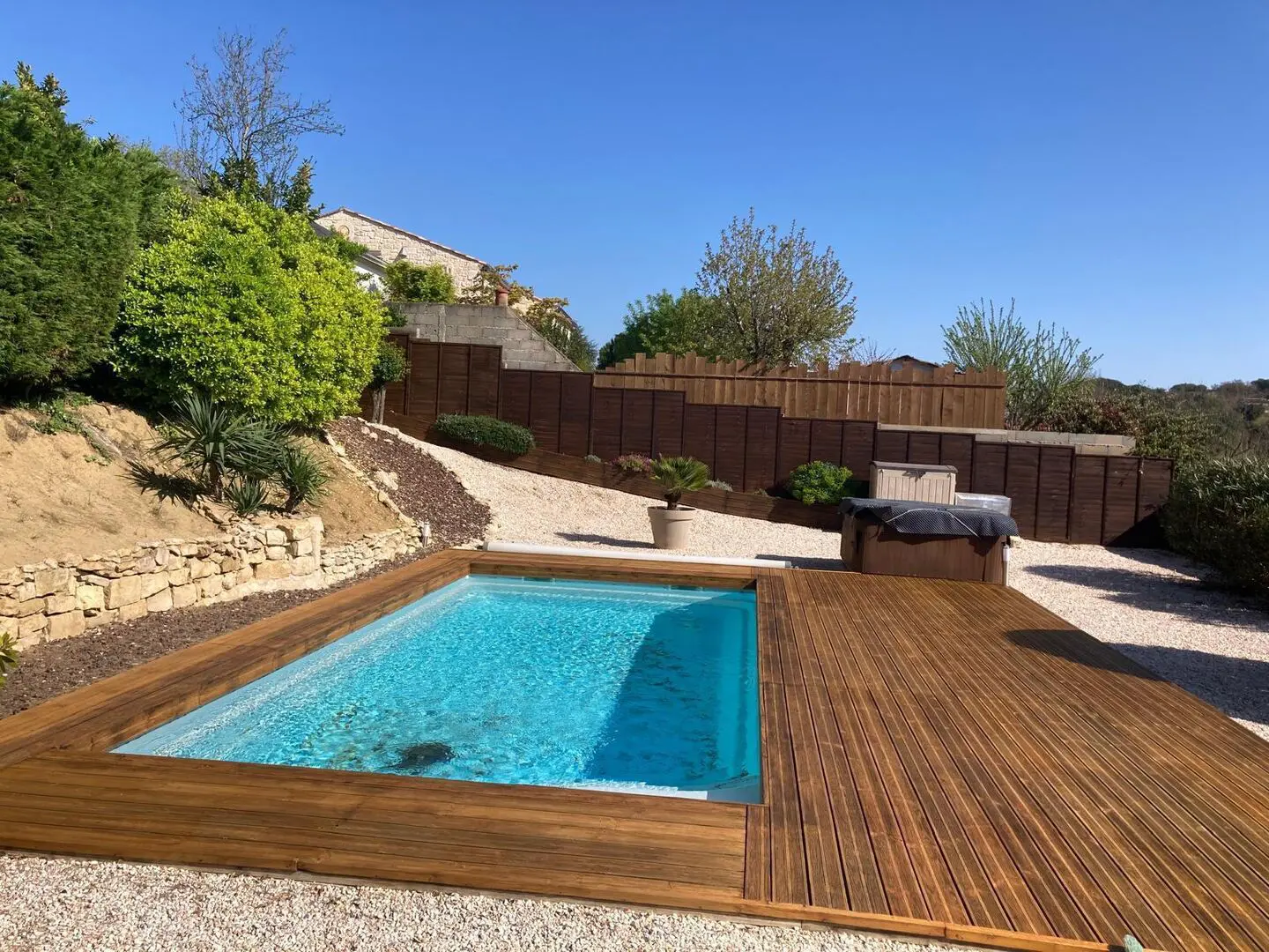 3-bedroom House In Alairac, France (107 M²)