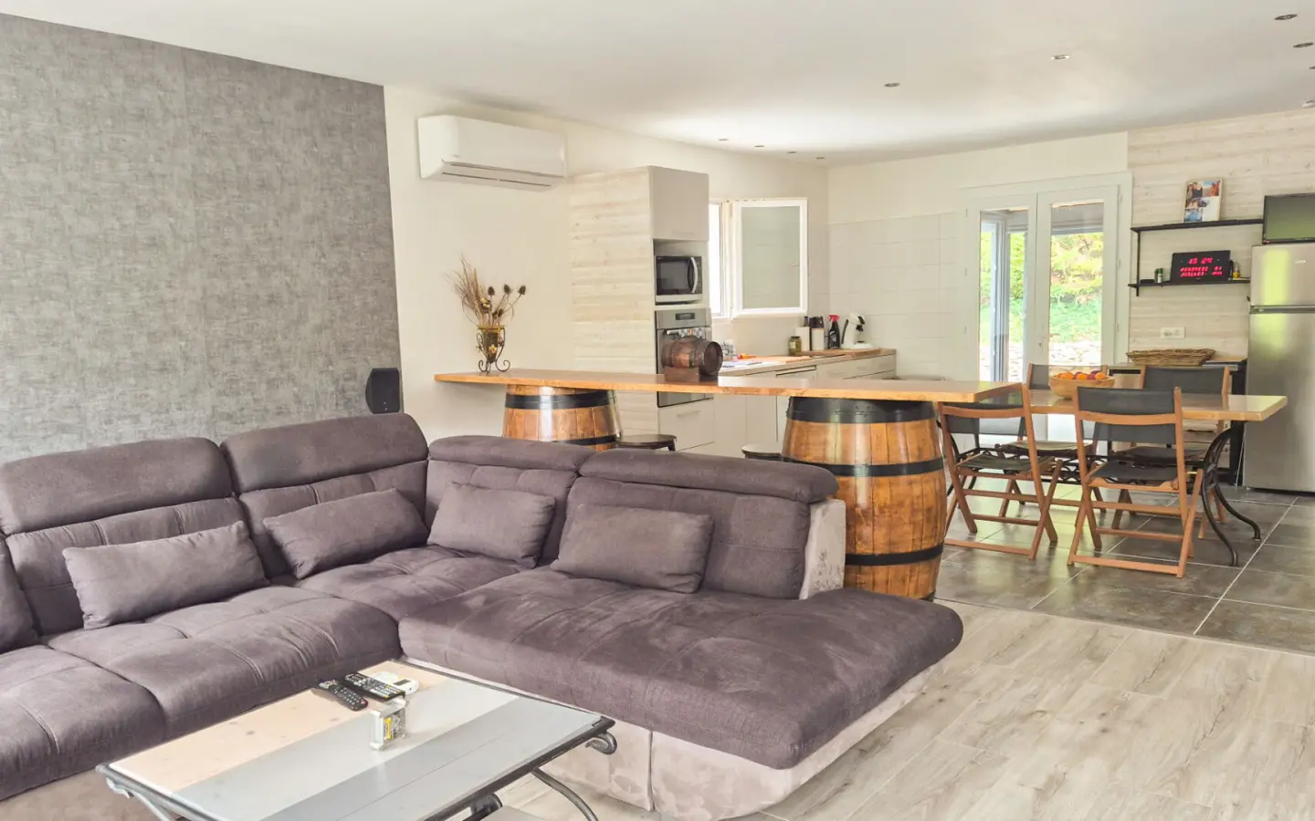 3-bedroom House In Alairac, France (107 M²)