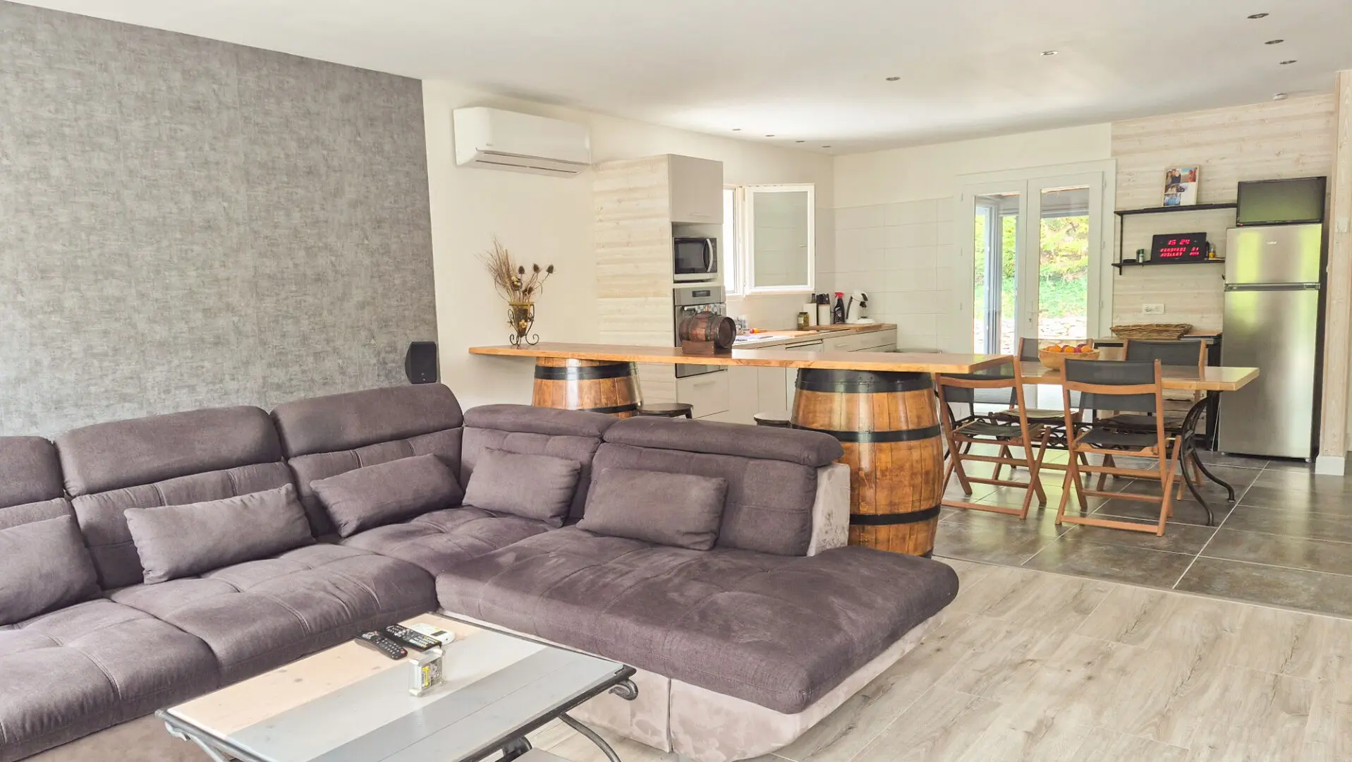 3-bedroom House In Alairac, France (107 M²)