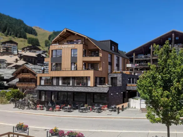 Ski Apartment Of 3 Bedroom With Near Les-deux-alpes In Isere