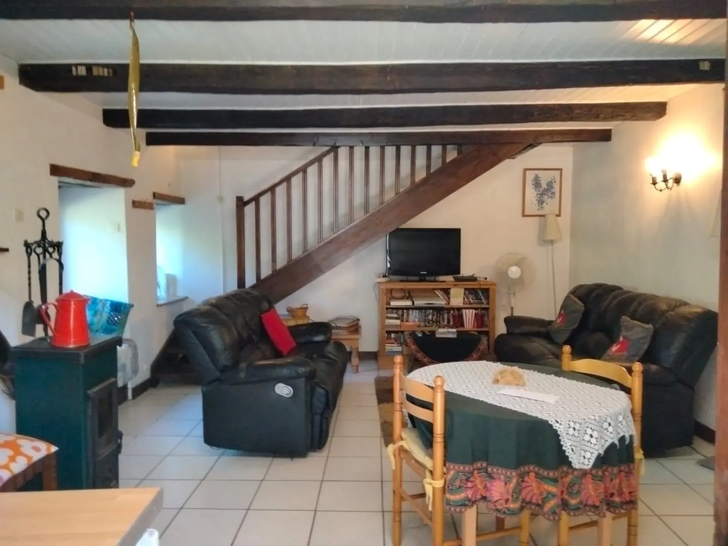 Country House Of 3 M² With 3 Bedrooms, Gîte, Pool, Outbuildings In Fontenille