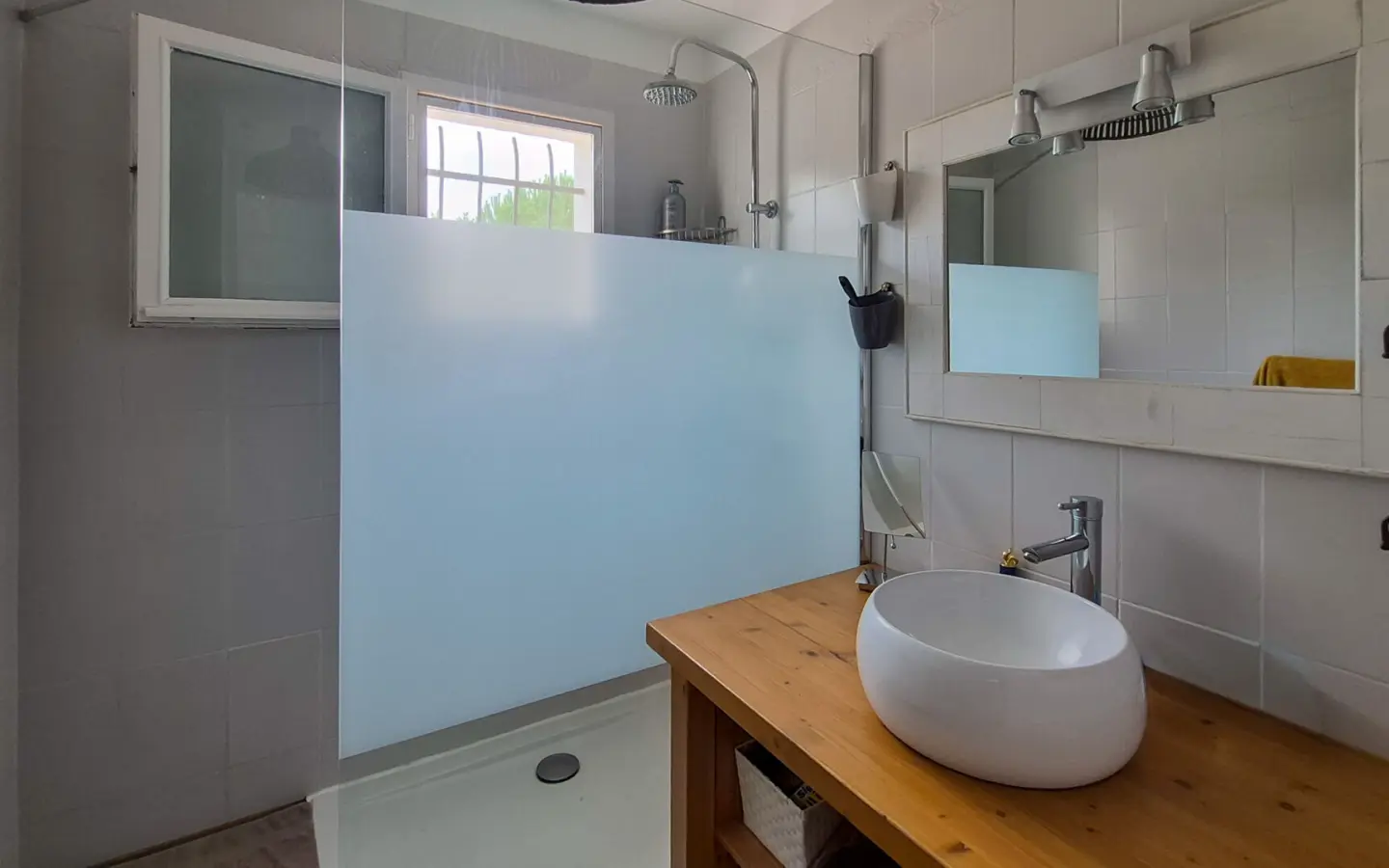 3-bedroom House In Alairac, France (107 M²)