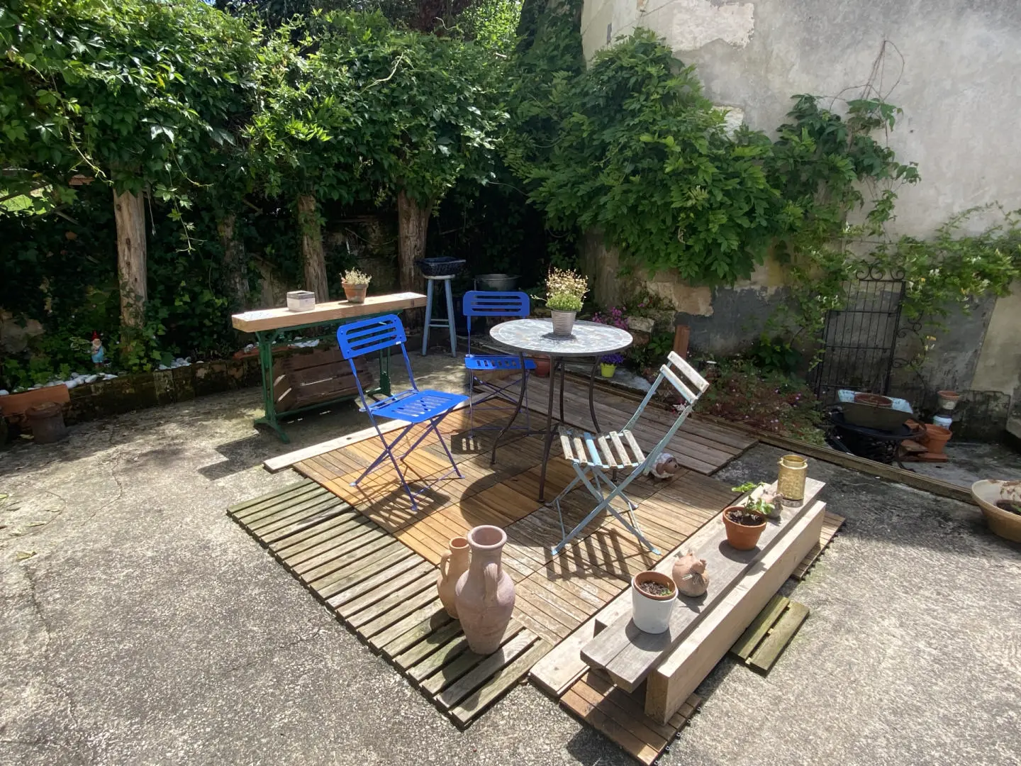 House Of 150 M² With Church View In Chalais