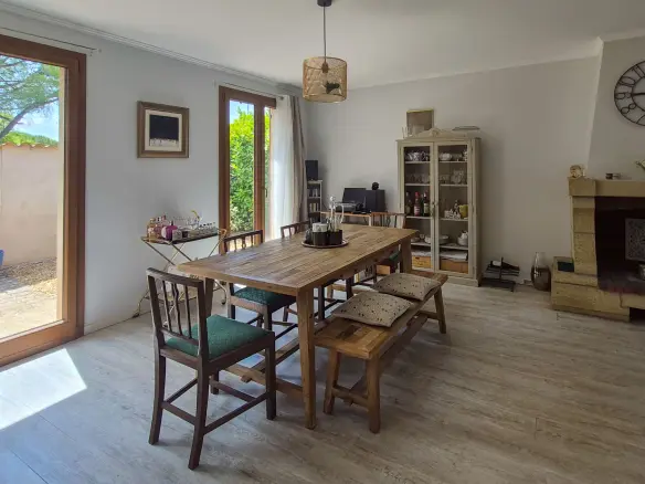 4-bedroom Villa In Palaja, France (130 M²)