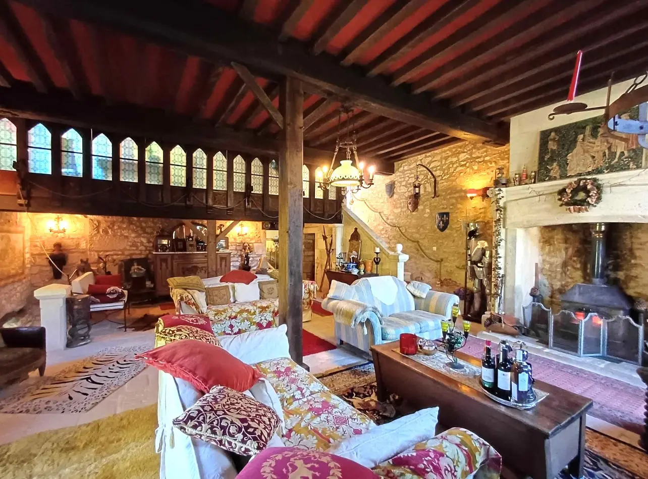 Stone Mill Of 0 M² With Pool, Outbuildings, Views In Former Old
