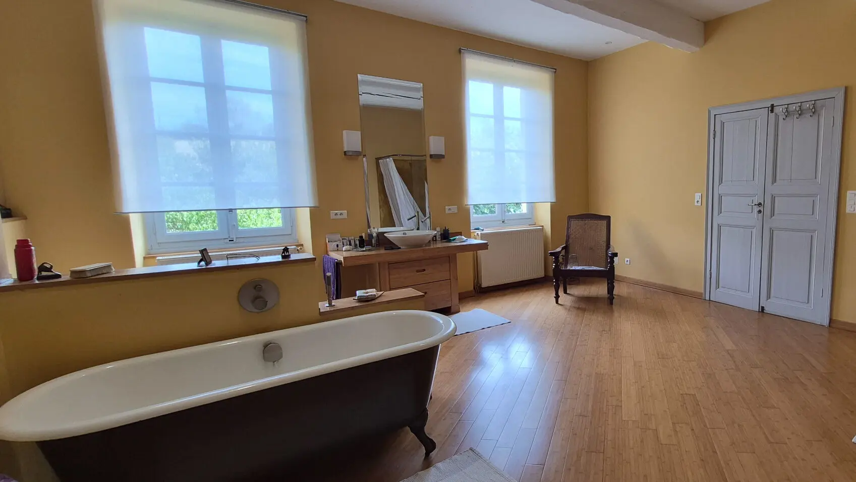 Manor Of 5,000 M² With Independent Accommodation And Pool In Lauragais