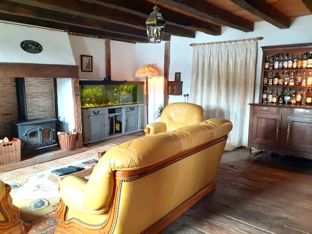 Gîte Of 3.8 Ha With Views, Outbuildings, Woodland In Lakeside Paradise