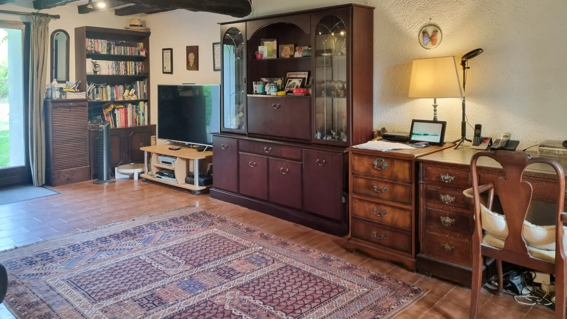 7-bedroom Stone Country Estate With Income Potential