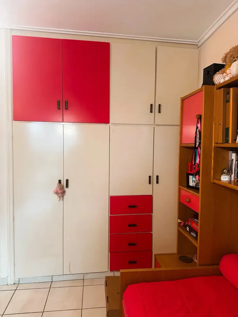 Flat Of 137 M² In Attica