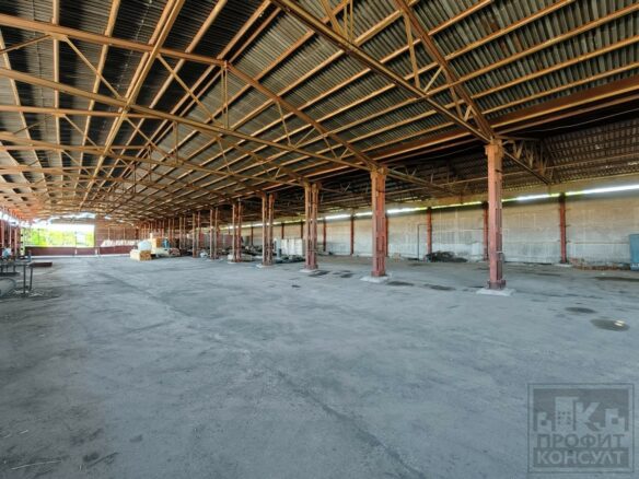 Plot Of Land With Warehouse In Parvomaytsi Village, Gorna Oryahovitsa Municipality