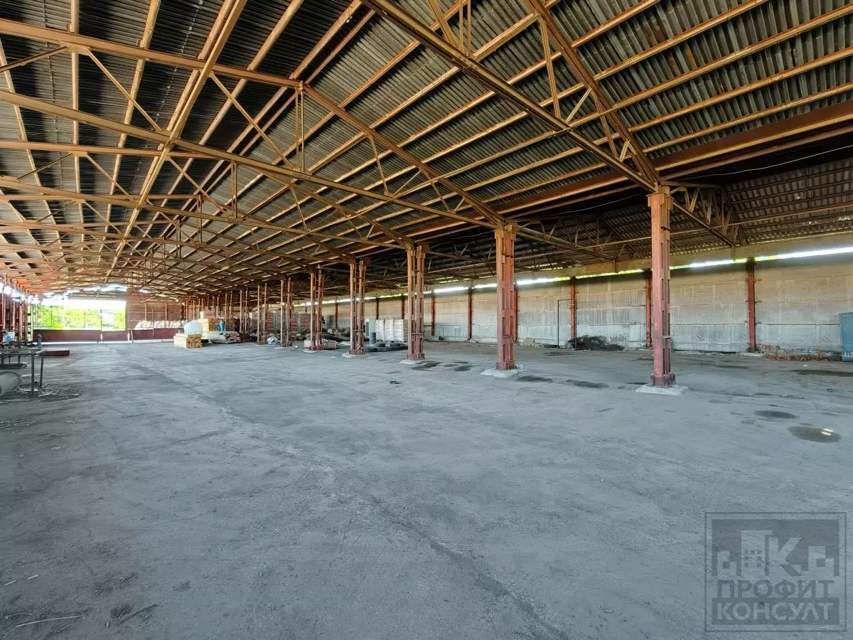 Plot Of Land With Warehouse In Parvomaytsi Village, Gorna Oryahovitsa Municipality