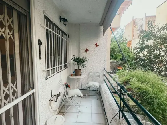 3-bedroom Flat In Nea Chalkidona, Greece (137 M²)