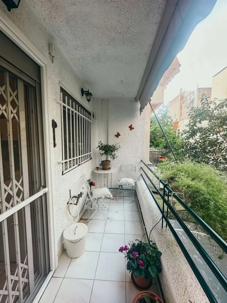 Flat Of 137 M² In Attica