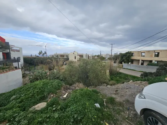 Land Of 497 M² In Crete
