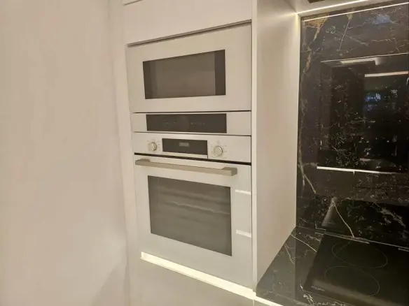 3-bedroom Flat In Agia Paraskevi, Greece (130 M²)