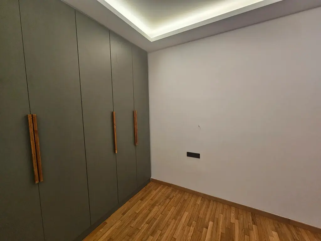 Flat Of 130 M² In Athens