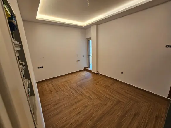 3-bedroom Flat In Agia Paraskevi, Greece (130 M²)