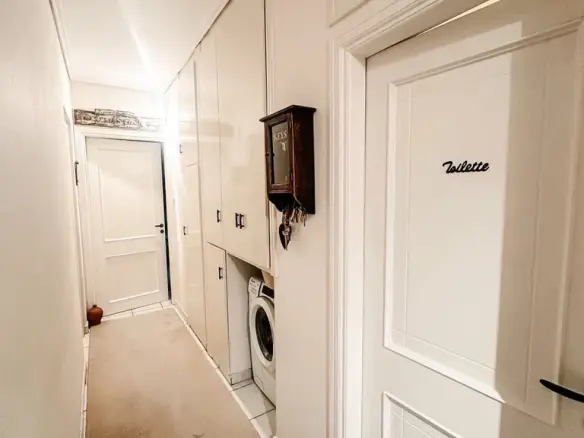 3-bedroom Flat In Nea Chalkidona, Greece (137 M²)
