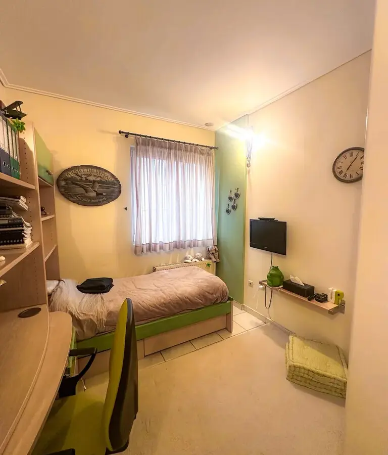 Flat Of 137 M² In Attica