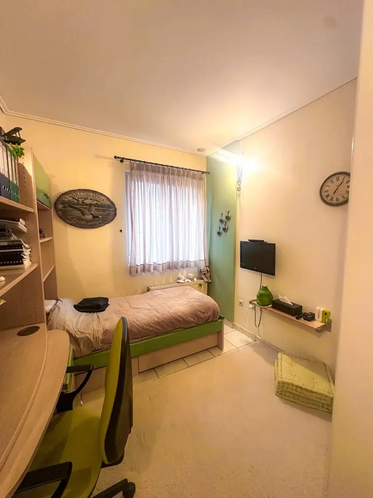 Flat Of 137 M² In Attica