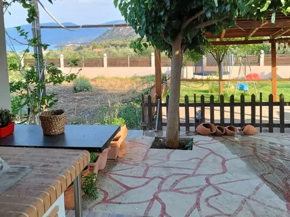 Detached House Of 190 M² In Peloponnese