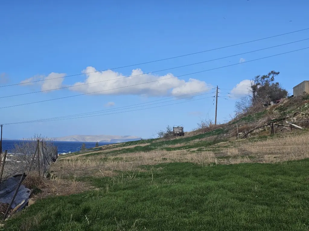 Land Of 2710 M² In Crete