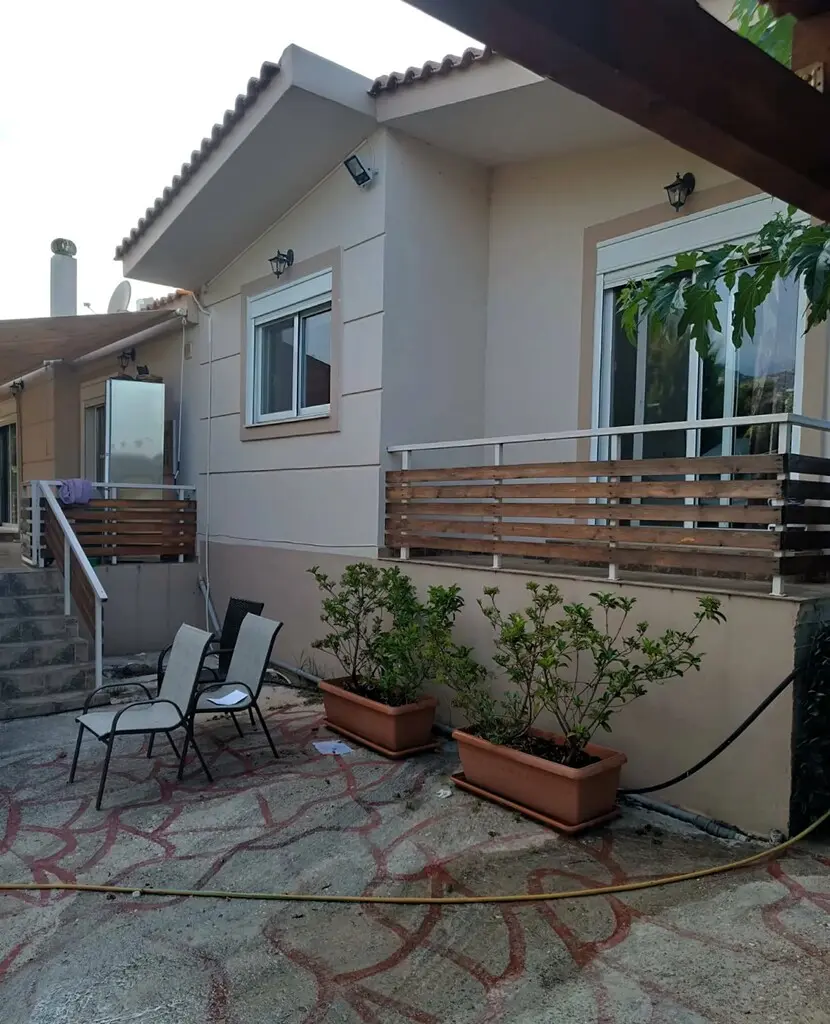 Detached House Of 190 M² In Peloponnese