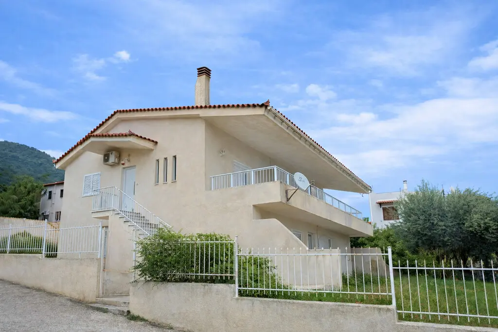 Detached House Of 247 M² In Peloponnese