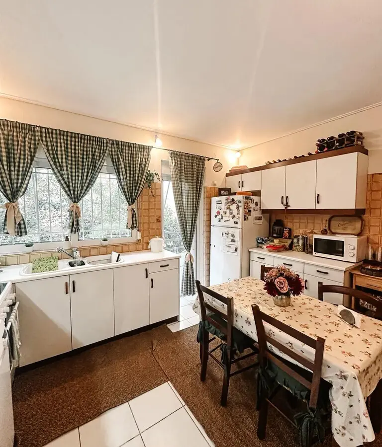 Flat Of 137 M² In Attica