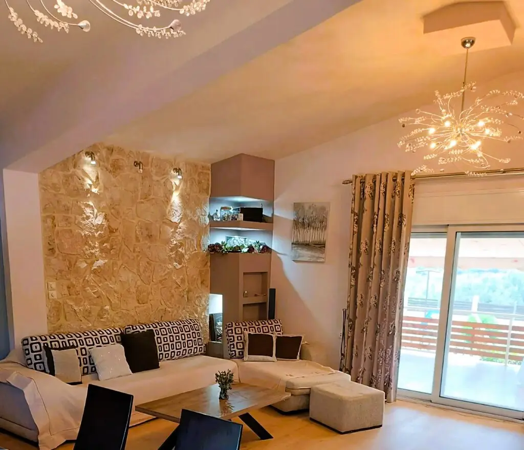 Detached House Of 190 M² In Peloponnese