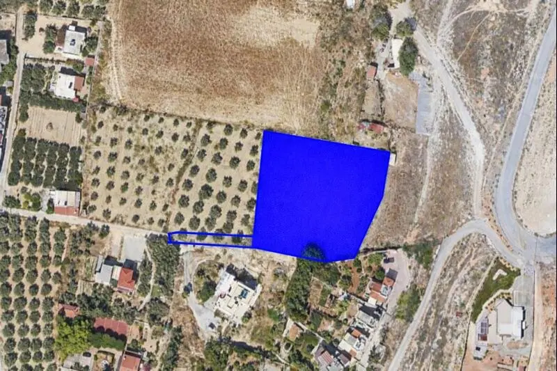 Land Of 2710 M² In Crete
