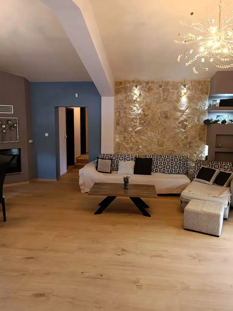Detached House Of 190 M² In Peloponnese
