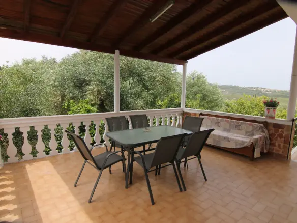 Detached House 200 M² Located In Corfu
